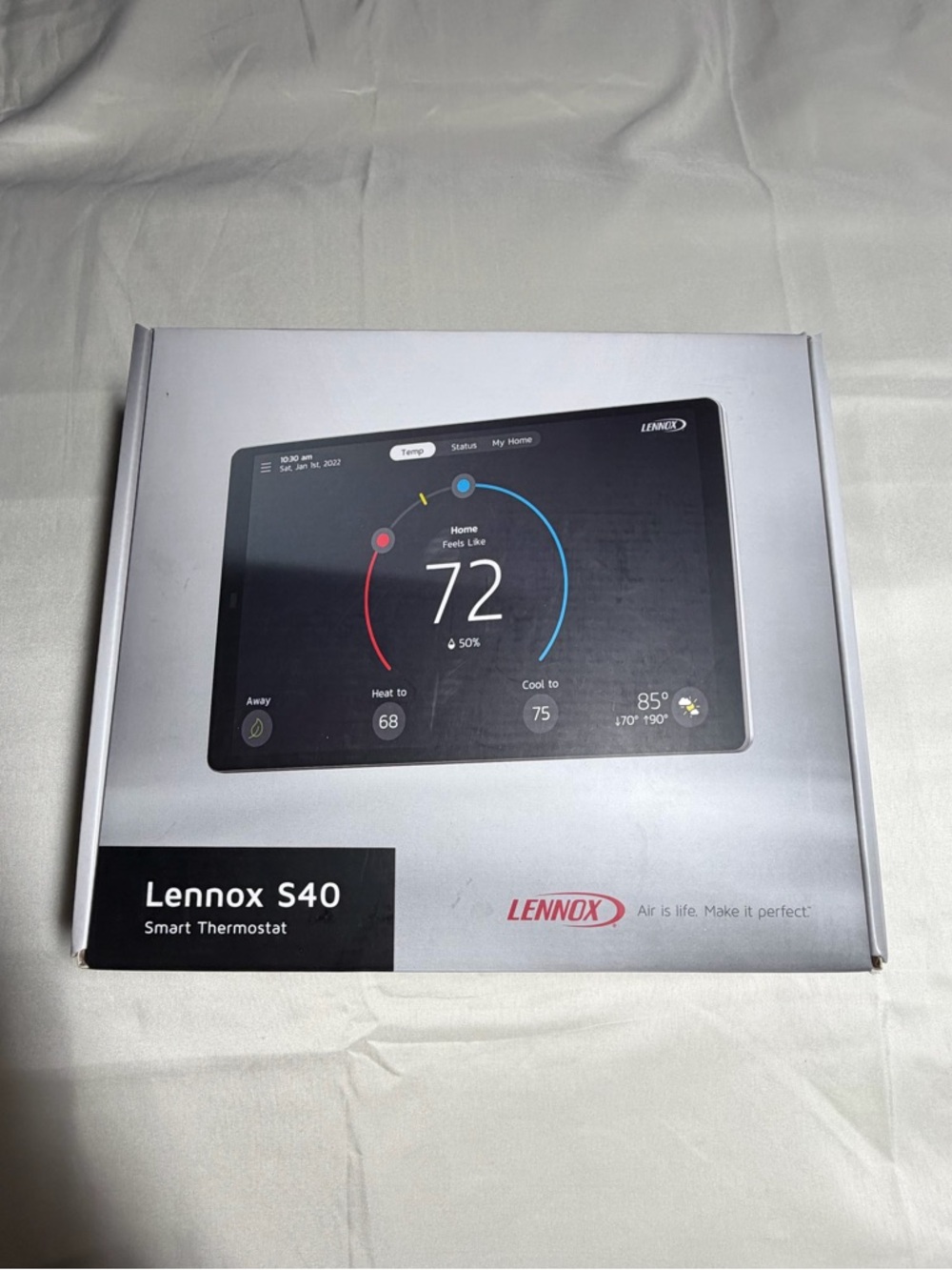 Lenox Smart Thermostat Kit in Black and White